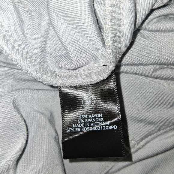 FASHION.NOVA NEW woman Size M Elegant Gray Off-Shoulder Dress - Picture 12 of 15